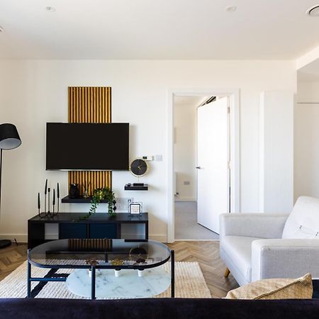 Luxury Apt Near Canary Wharf With Stunning Views Лондон Екстер'єр фото