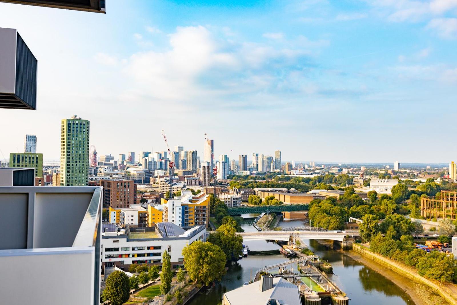 Luxury Apt Near Canary Wharf With Stunning Views Лондон Екстер'єр фото