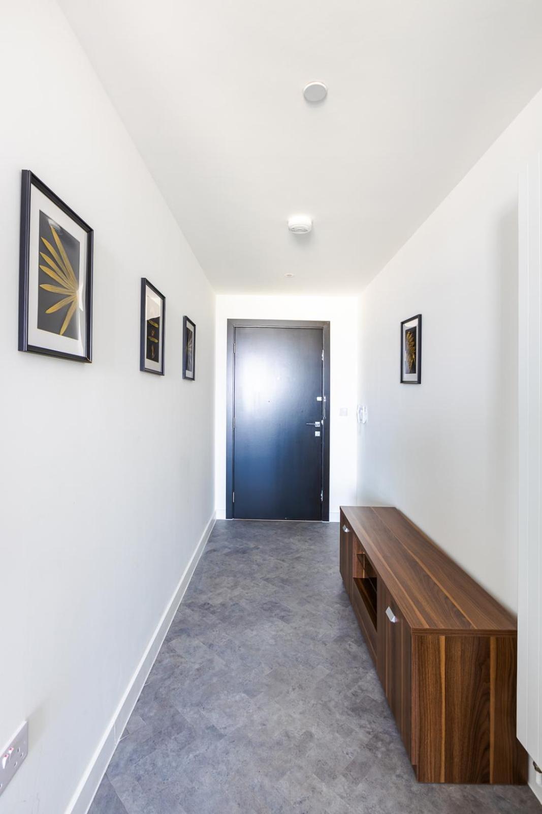 Luxury Apt Near Canary Wharf With Stunning Views Лондон Екстер'єр фото
